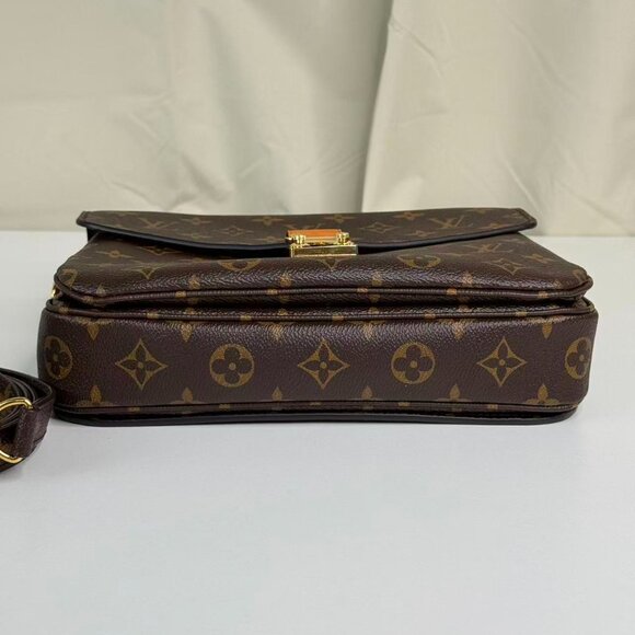 Louis Vuitton Monogram Canvas Metis Shoulder Bag Crossbody Style - Picture 5 of 10